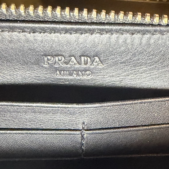 Authentic Prada black Heart with free COA,box❤️🖤❤️ - Picture 6 of 16